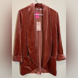 Velvet blazer (long and slim) salmon colored